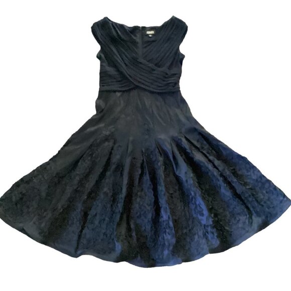 Adrianna Papell Fit and Flare Elegant Cocktail/Party Dress Sz 8 Navy Blue 211B - Picture 2 of 11